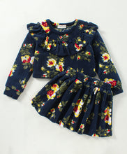 Load image into Gallery viewer, Floral with Frill Polar Fleece Top Skirt Set
